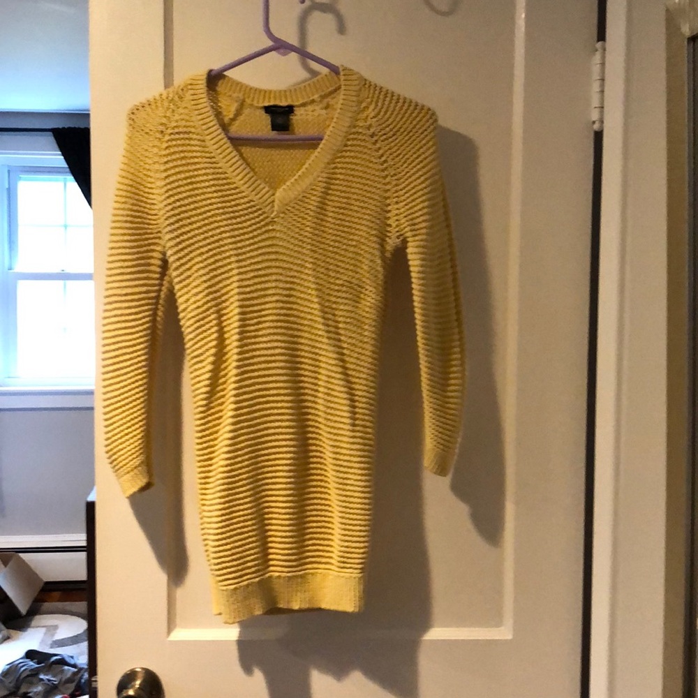 Ann Taylor - Slim fitted knit